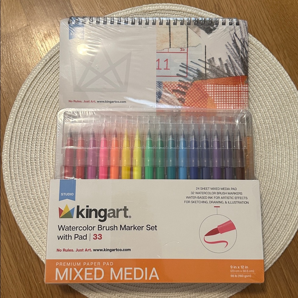 Kingart Watercolor Brush Marker Set with Pad